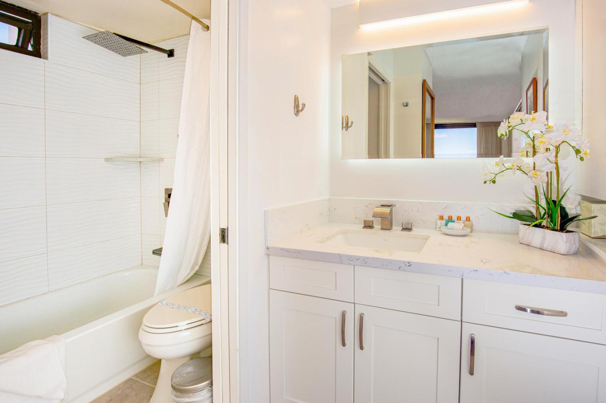 Renovated Ocean View Suite, Near Beach, Free Parking Honolulu Exteriör bild