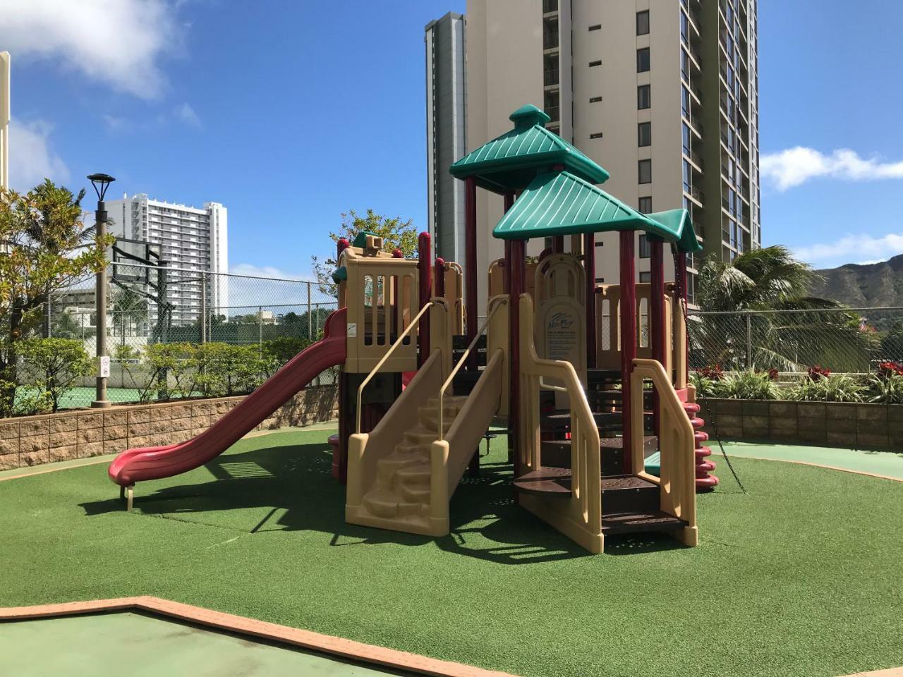 Renovated Ocean View Suite, Near Beach, Free Parking Honolulu Exteriör bild